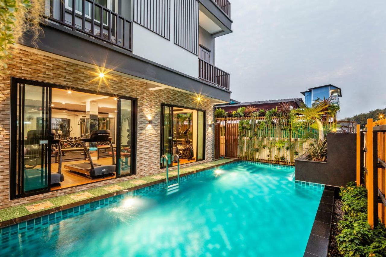 Penyos Suite Bangkok Exterior foto